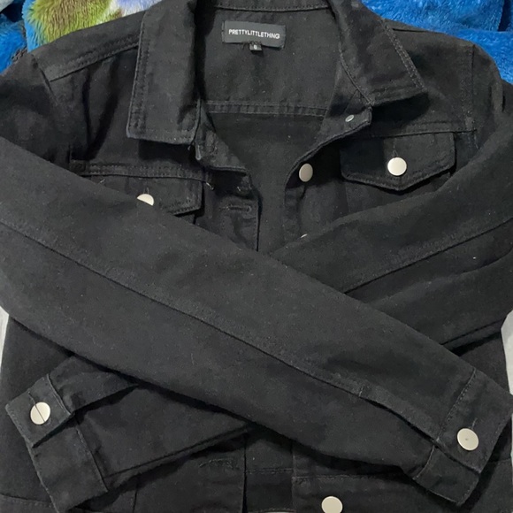 PrettyLittleThing Black Jean Jacket - Picture 4 of 4